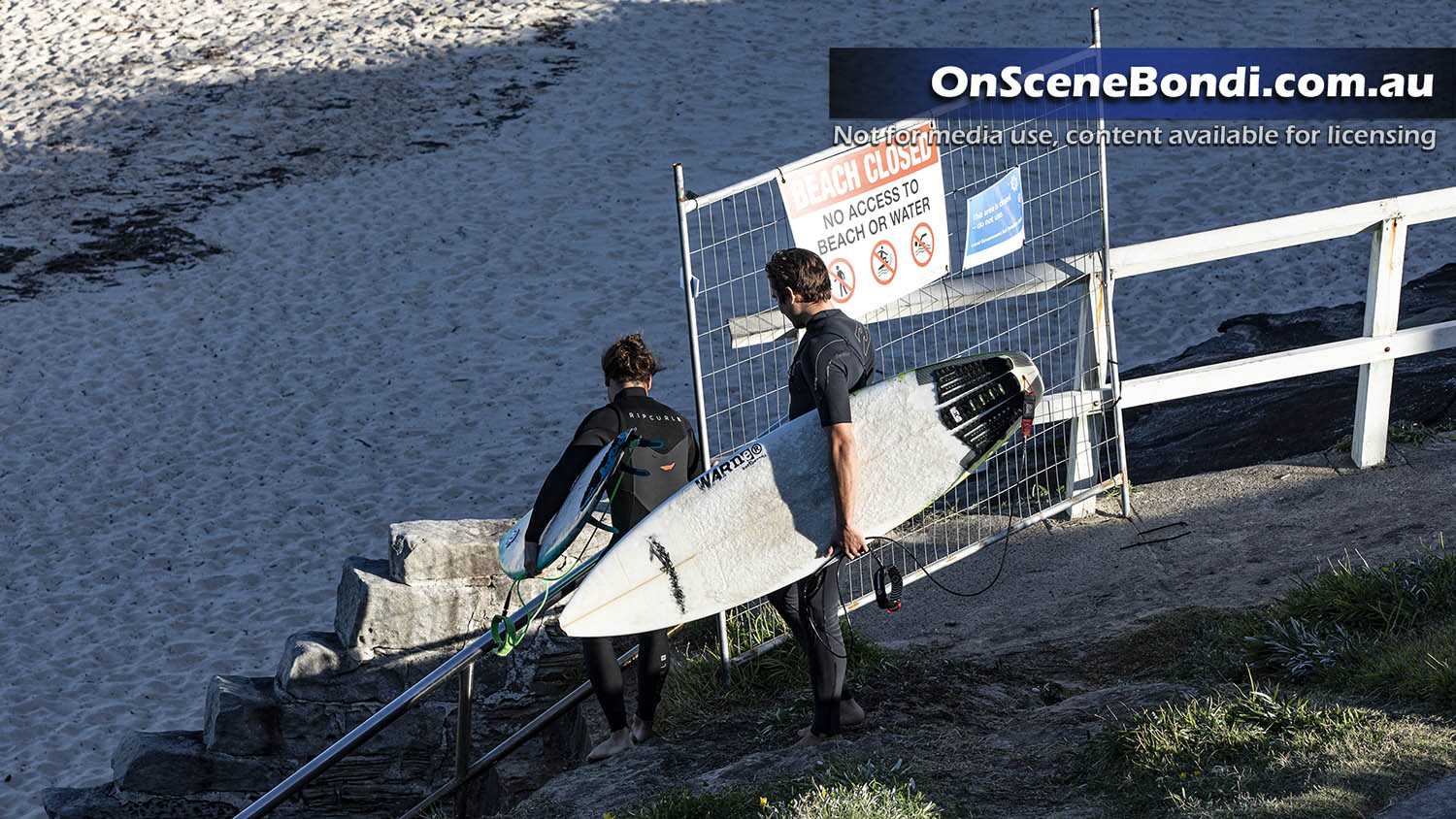 20200418 bronte beach closure1