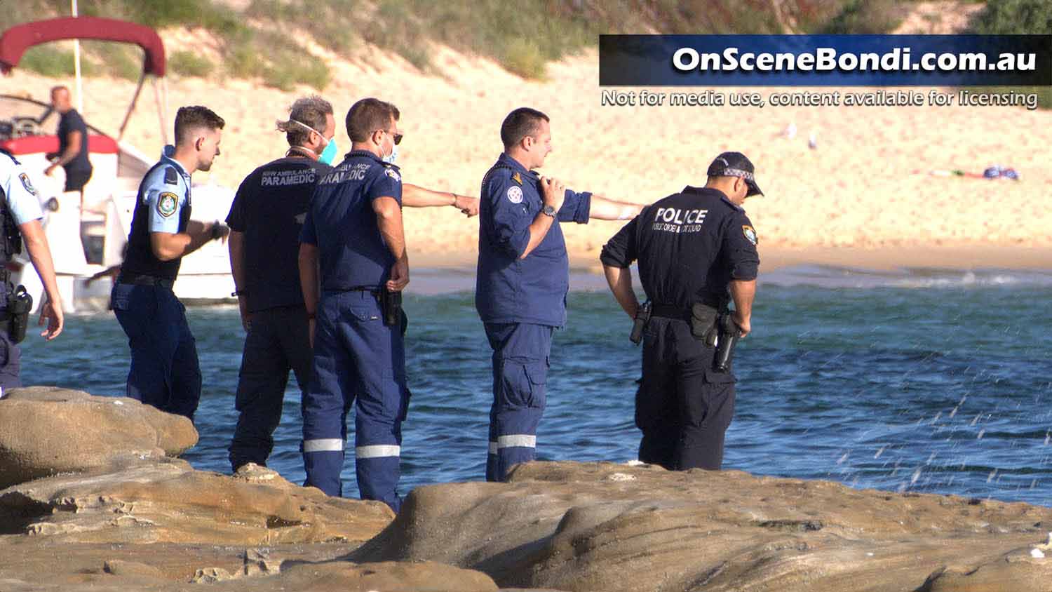 Major search operation after baby reported floating near rocks at Yarra Bay