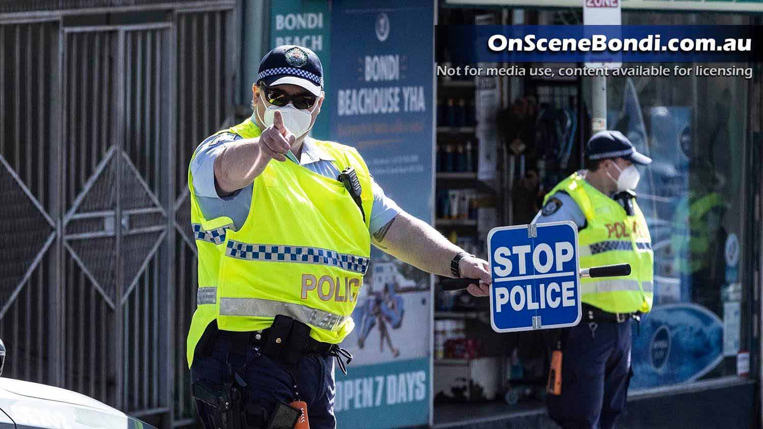Police establish checkpoints in Bondi and Coogee to enforce health orders