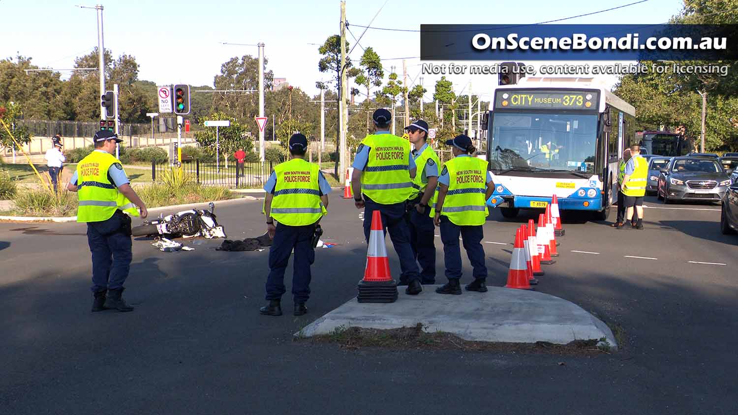 Motorcycle rider dies after bus crash in Kensington